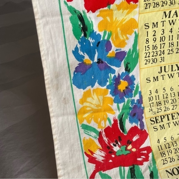 1994 Vintage 90s Floral Cloth Calendar - Picture 7 of 11